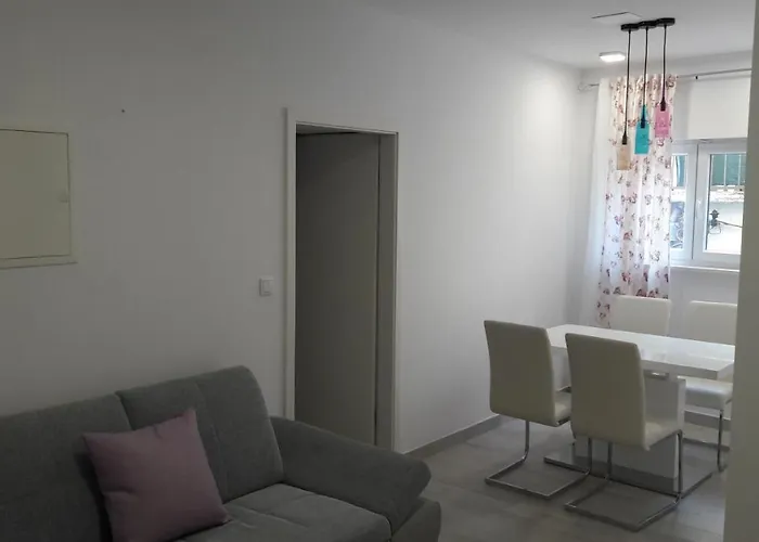 Stars Palace דירה וודיצה